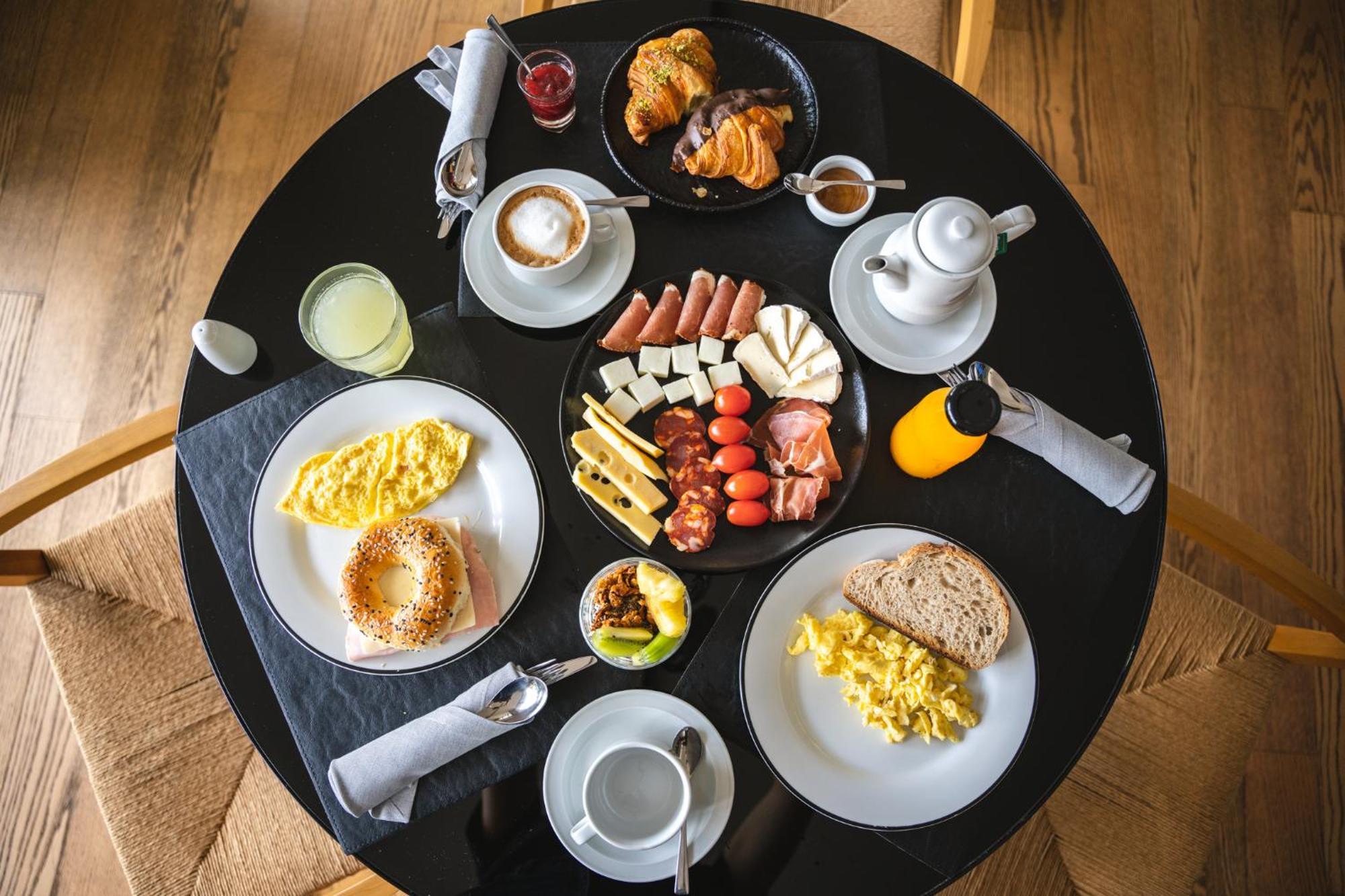 Hotel Sls Buenos Aires Puerto Madero Exteriér fotografie A typical breakfast in the UK